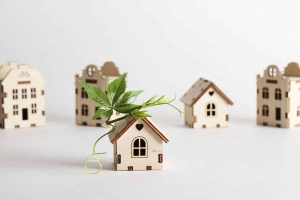 What's the Best Way to Retrofit a Modern Infotainment System in an Old Honda Accord?